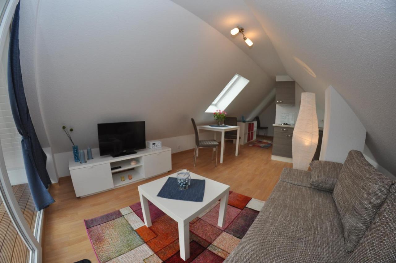 Ferienhaus Mueritzzauber / 1 Zimmer Dachgeschoss-Appartement Röbel Zewnętrze zdjęcie